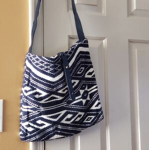 🆕️New Aztec print crossbody